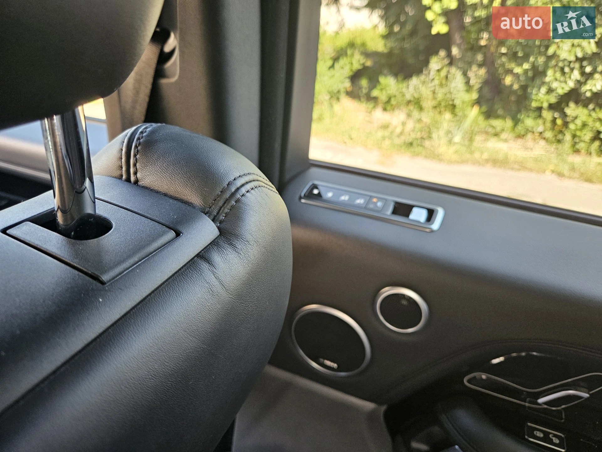 2019 Land Rover Range Rover - мініатюра 19