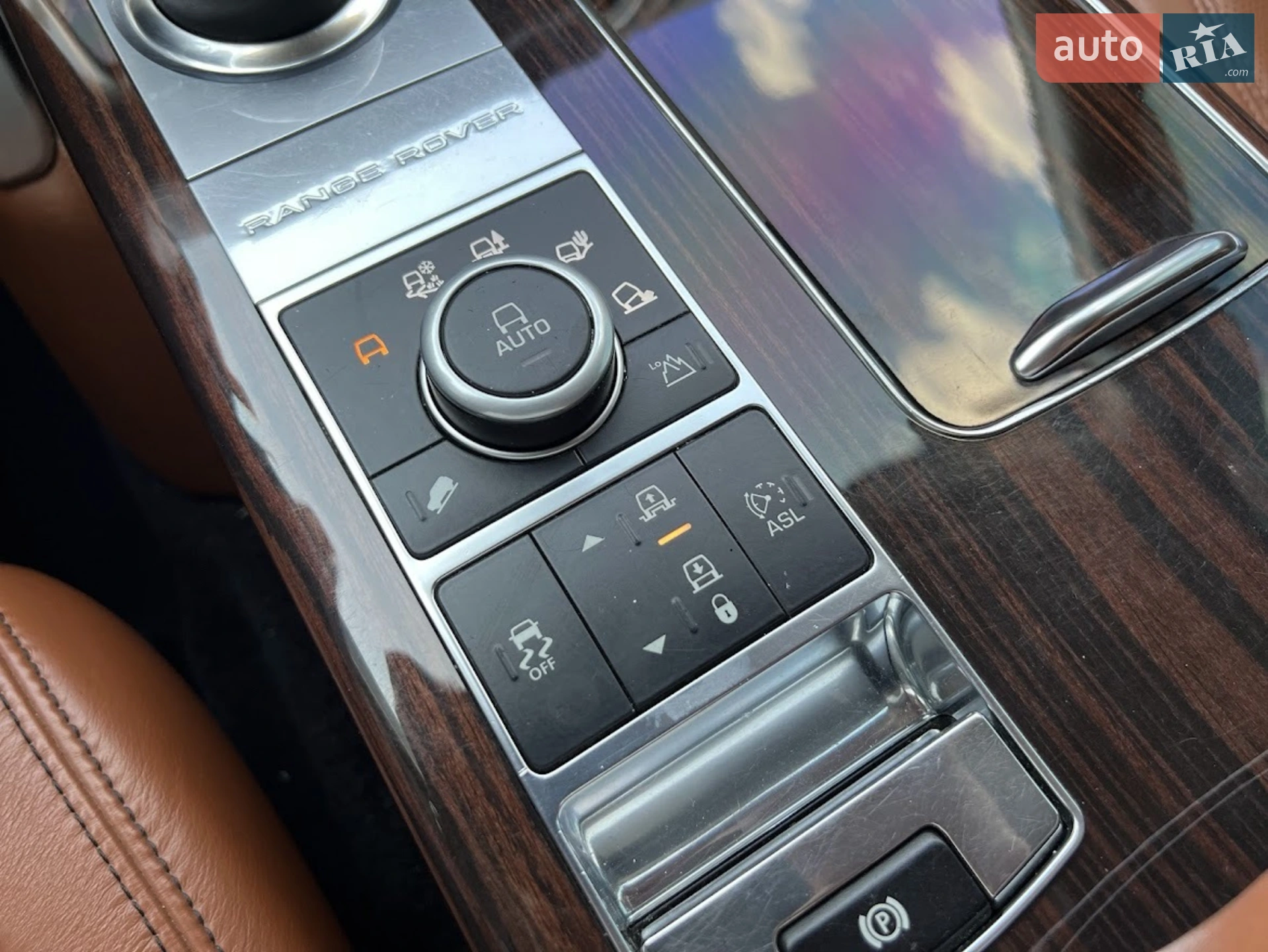 2013 Land Rover Range Rover - мініатюра 21
