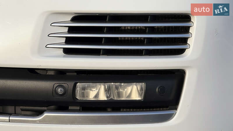 Внедорожник / Кроссовер Land Rover Range Rover 2014 в Вараше