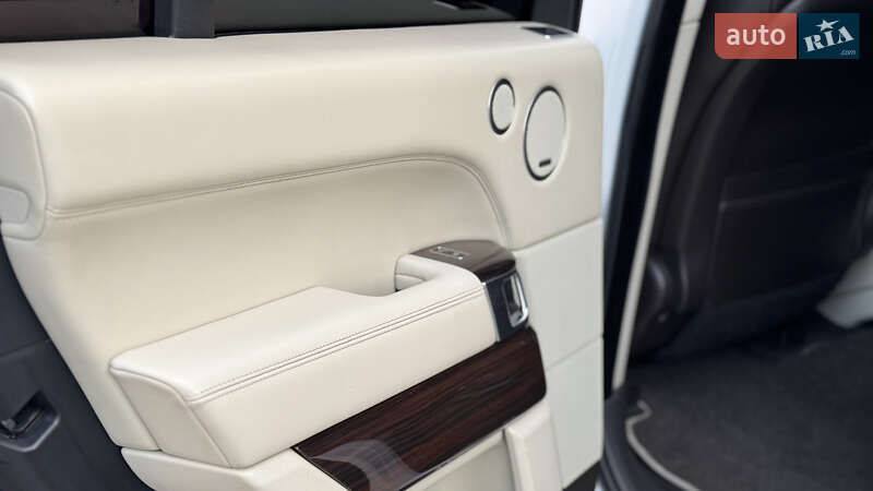 Внедорожник / Кроссовер Land Rover Range Rover 2014 в Вараше