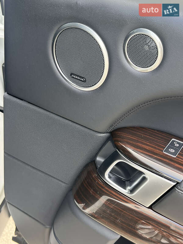 Внедорожник / Кроссовер Land Rover Range Rover 2015 в Дубно