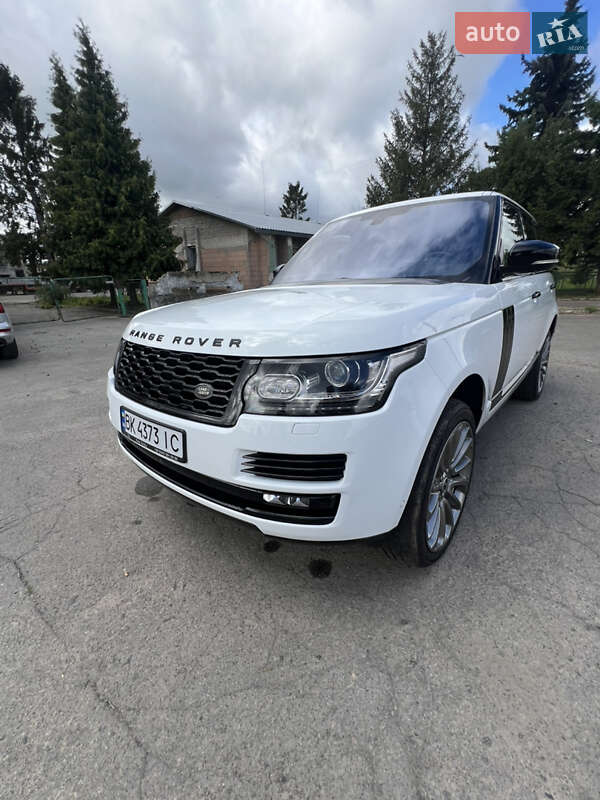 Внедорожник / Кроссовер Land Rover Range Rover 2015 в Дубно