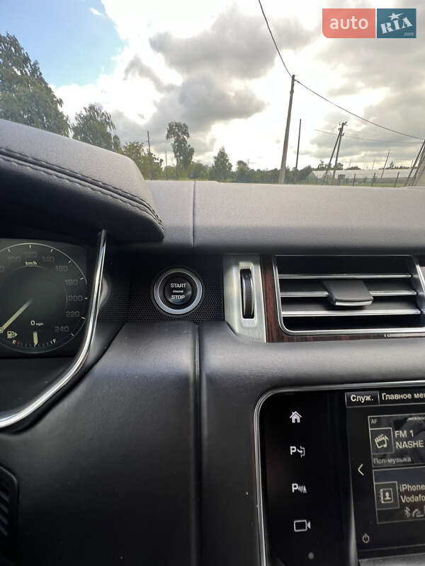 Внедорожник / Кроссовер Land Rover Range Rover 2015 в Дубно