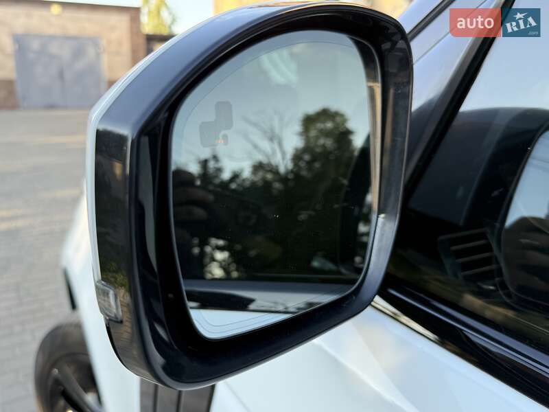 Внедорожник / Кроссовер Land Rover Range Rover 2016 в Виннице