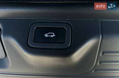 Внедорожник / Кроссовер Land Rover Range Rover 2016 в 