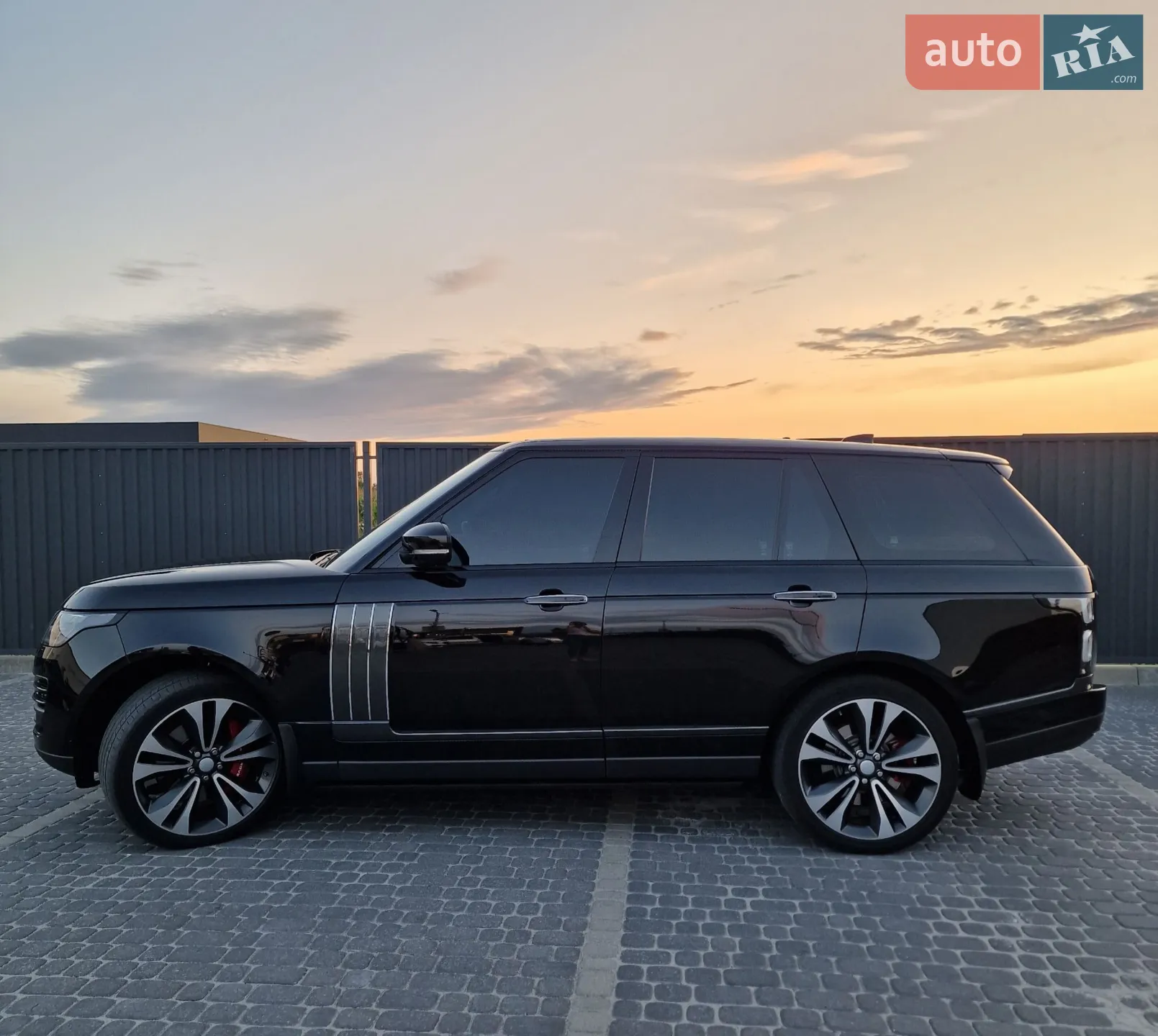 2020 Land Rover Range Rover - мініатюра 20