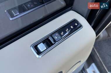 Внедорожник / Кроссовер Land Rover Range Rover 2019 в 