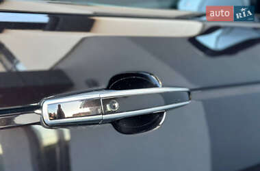 Внедорожник / Кроссовер Land Rover Range Rover 2013 в 