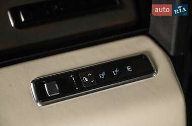 Внедорожник / Кроссовер Land Rover Range Rover 2018 в 