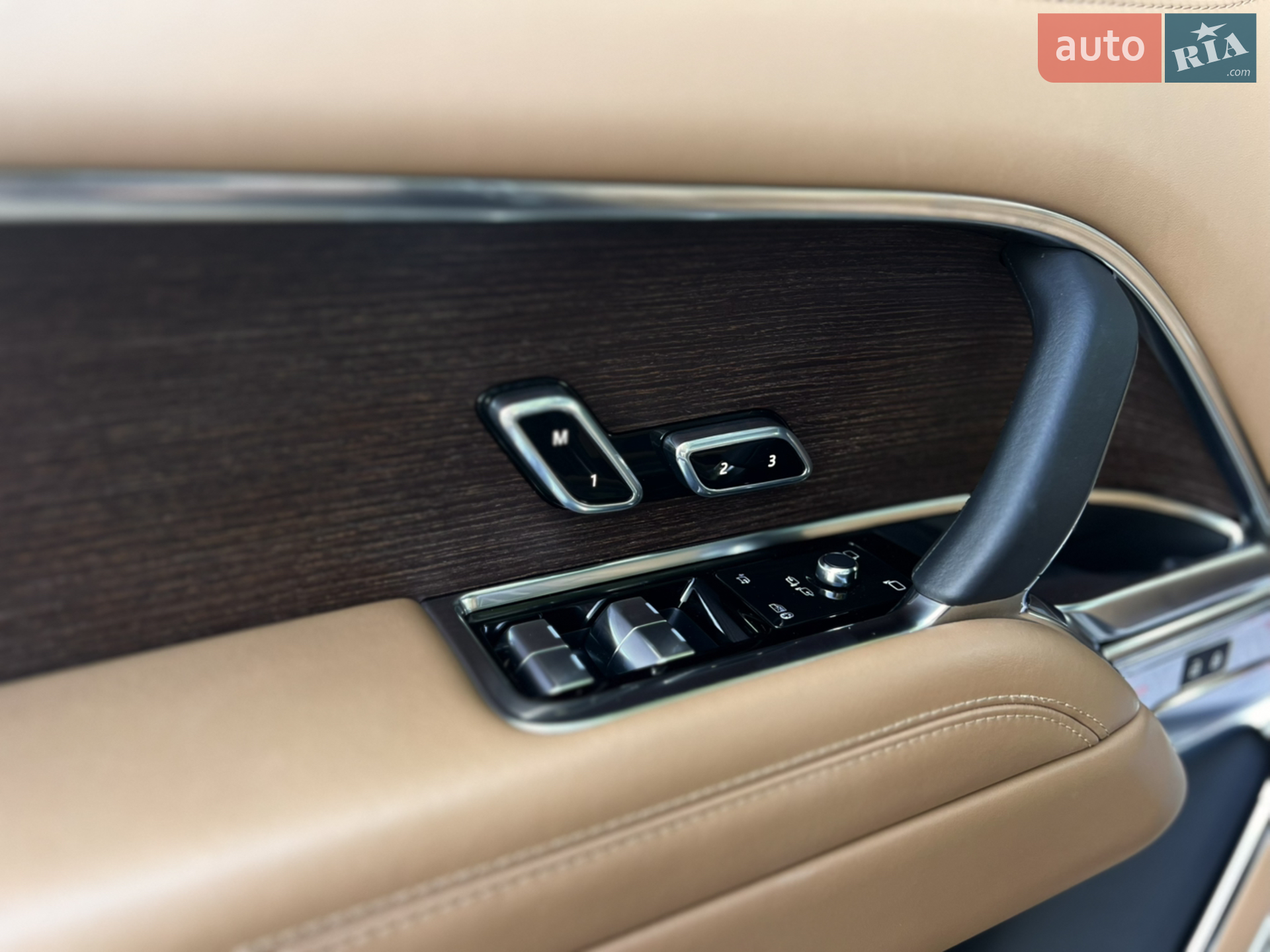 2023 Land Rover Range Rover - мініатюра 31