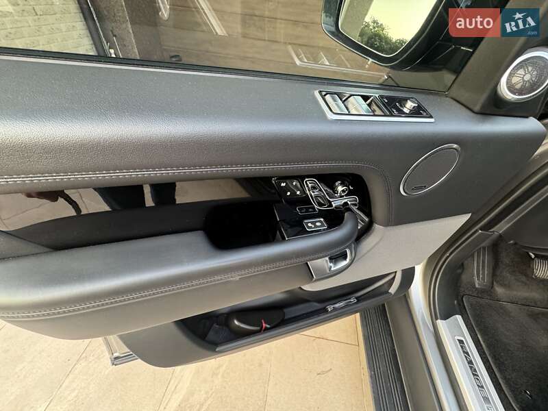 Внедорожник / Кроссовер Land Rover Range Rover 2019 в Киеве фото 28 Внедорожник / Кроссовер Land Rover Range Rover 2019 в Киеве
