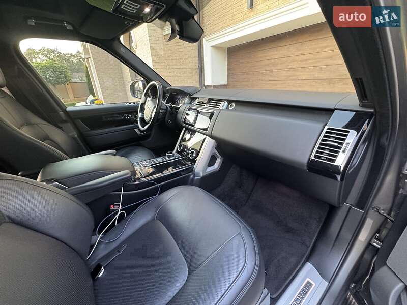 Внедорожник / Кроссовер Land Rover Range Rover 2019 в Киеве фото 42 Внедорожник / Кроссовер Land Rover Range Rover 2019 в Киеве