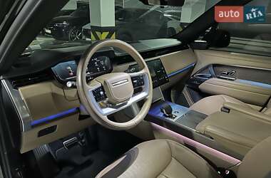 Внедорожник / Кроссовер Land Rover Range Rover 2024 в 