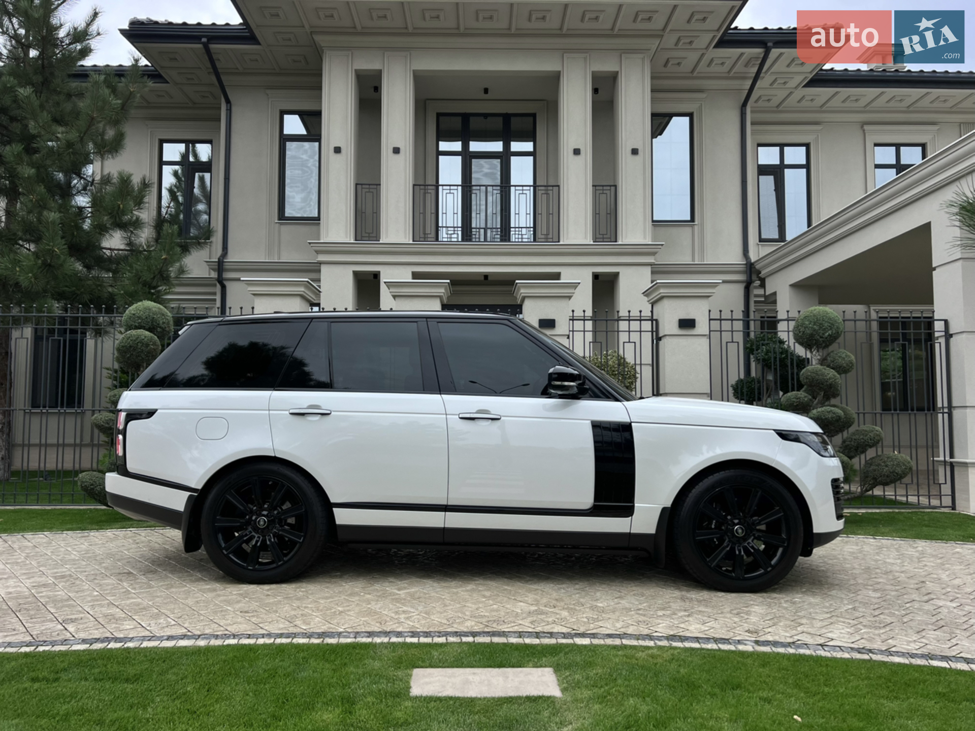 2018 Land Rover Range Rover - мініатюра 20