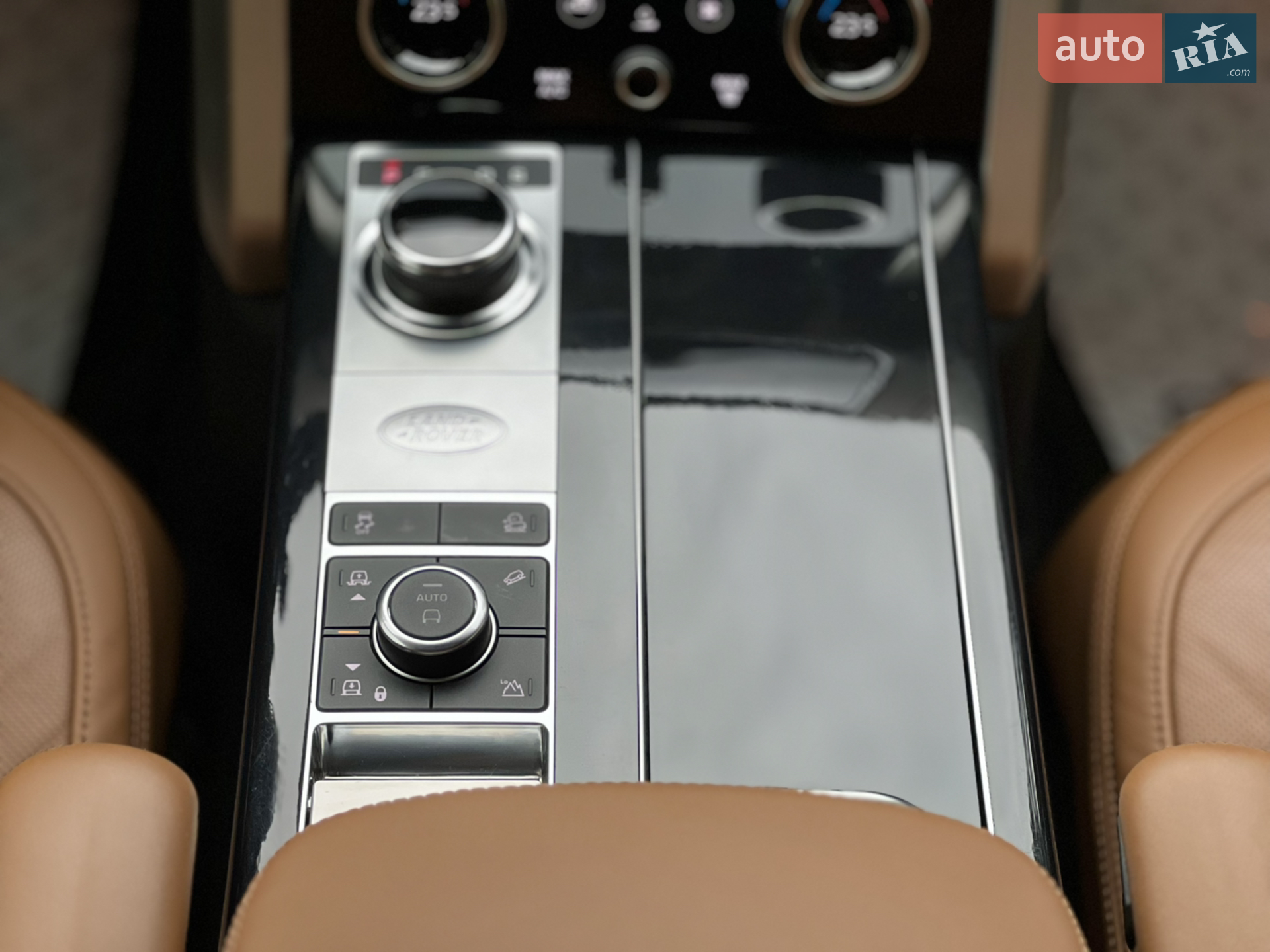 2018 Land Rover Range Rover - мініатюра 47