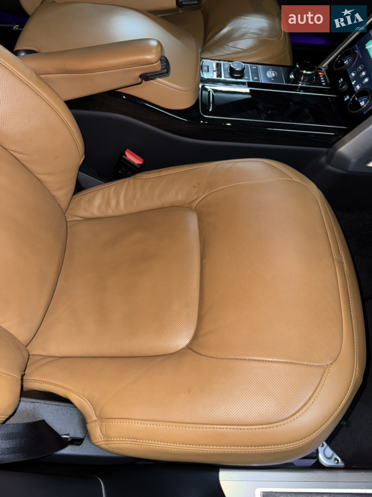 2020 Land Rover Range Rover - мініатюра 24