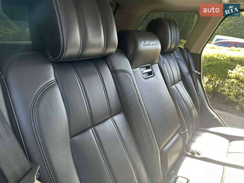 Внедорожник / Кроссовер Land Rover Range Rover 2016 в 