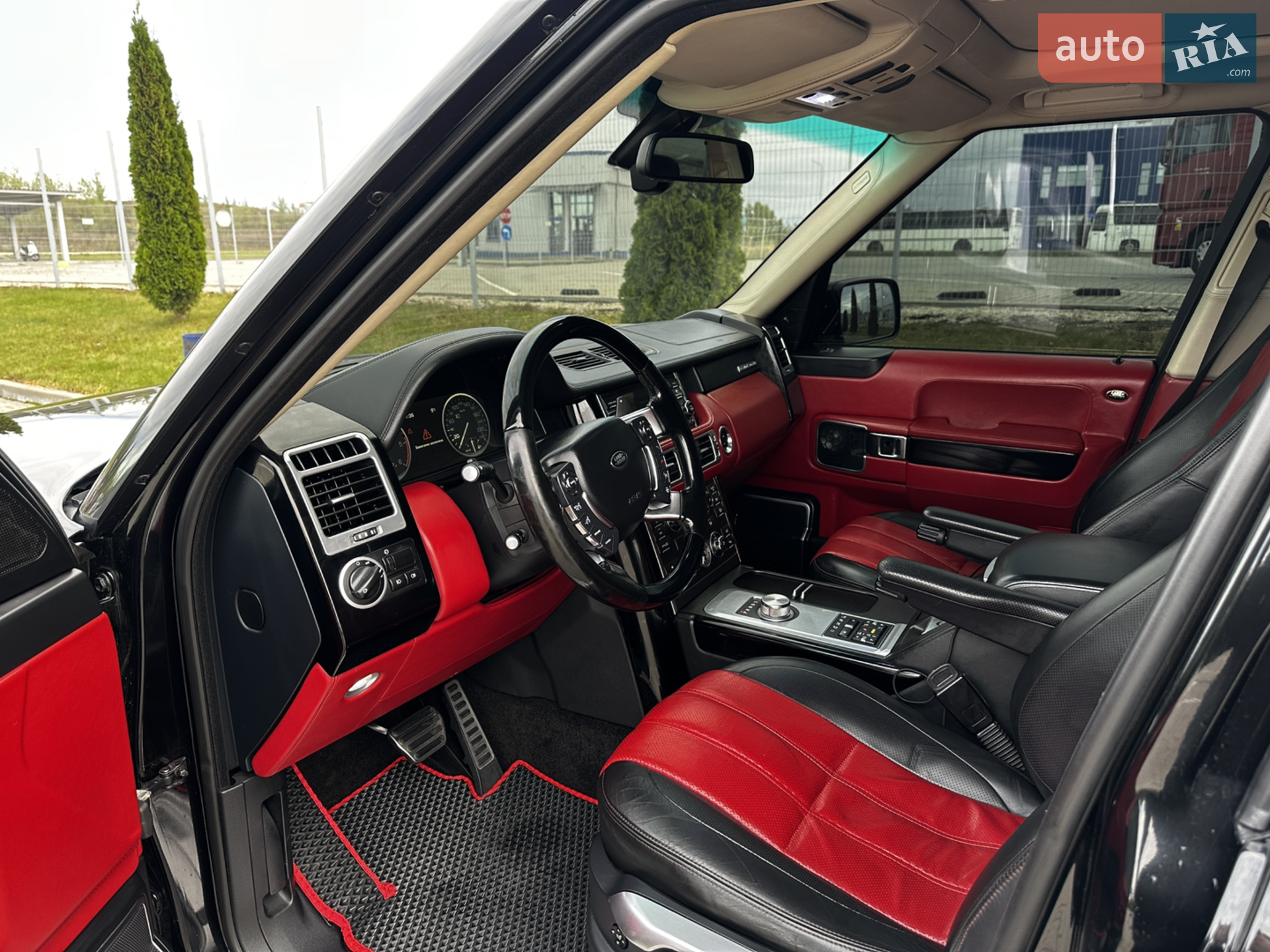 2011 Land Rover Range Rover - мініатюра 14