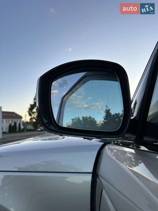 Позашляховик / Кросовер Land Rover Range Rover 2019 в Києві фото 25 Позашляховик / Кросовер Land Rover Range Rover 2019 в Києві