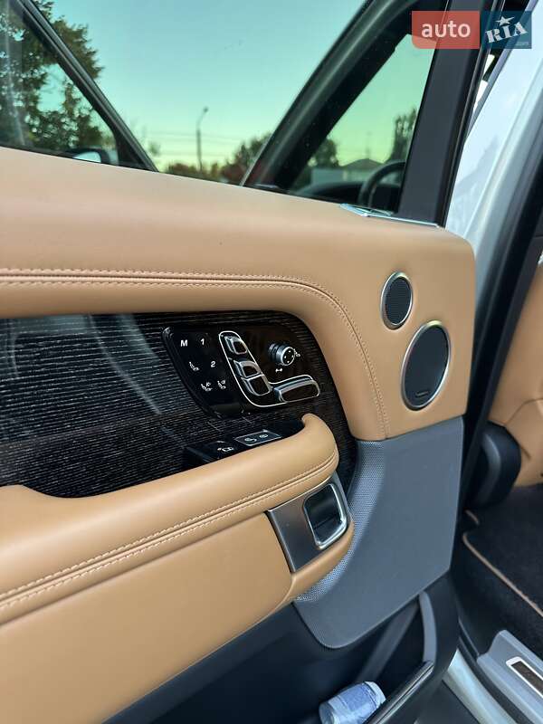 Позашляховик / Кросовер Land Rover Range Rover 2019 в Києві фото 28 Позашляховик / Кросовер Land Rover Range Rover 2019 в Києві