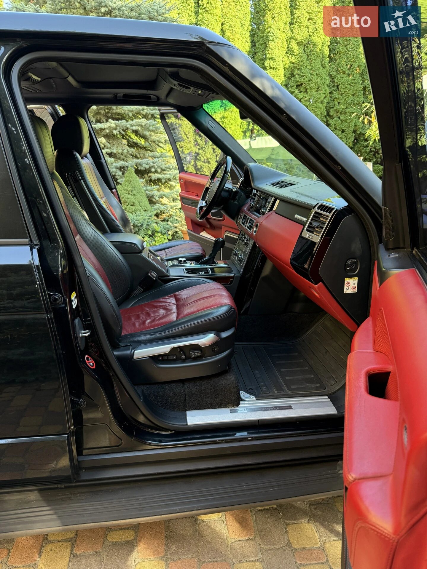 2010 Land Rover Range Rover - мініатюра 28