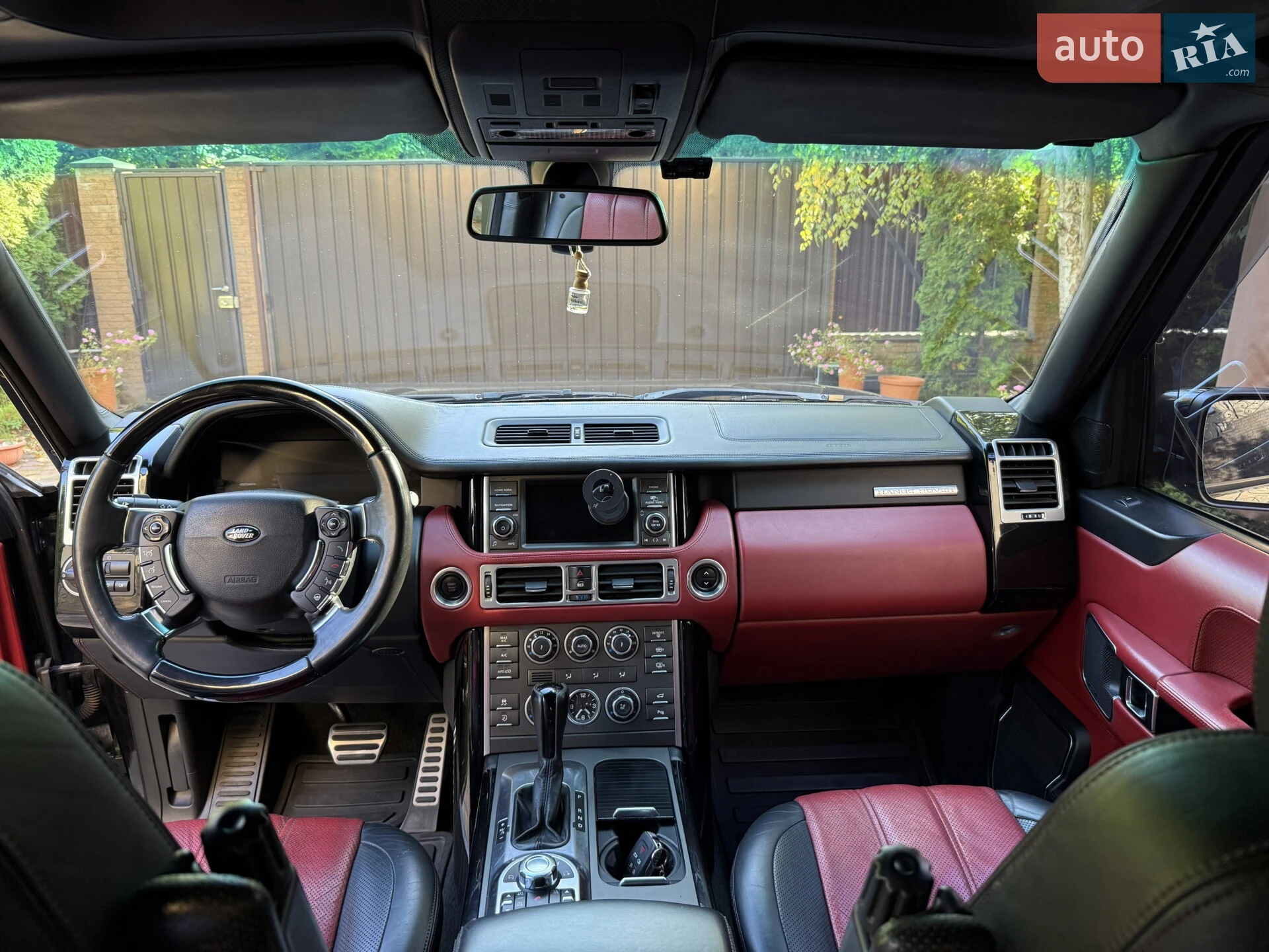 2010 Land Rover Range Rover - мініатюра 35