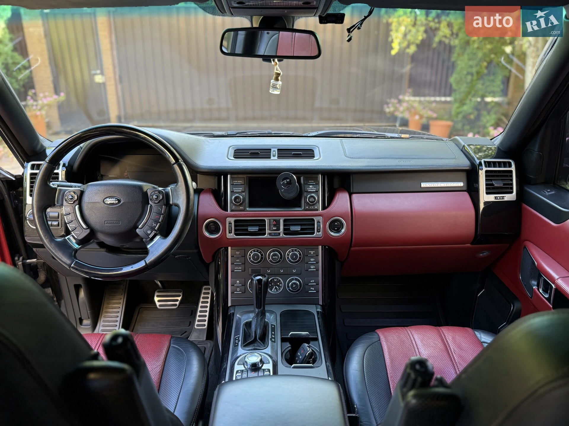 2010 Land Rover Range Rover - мініатюра 33