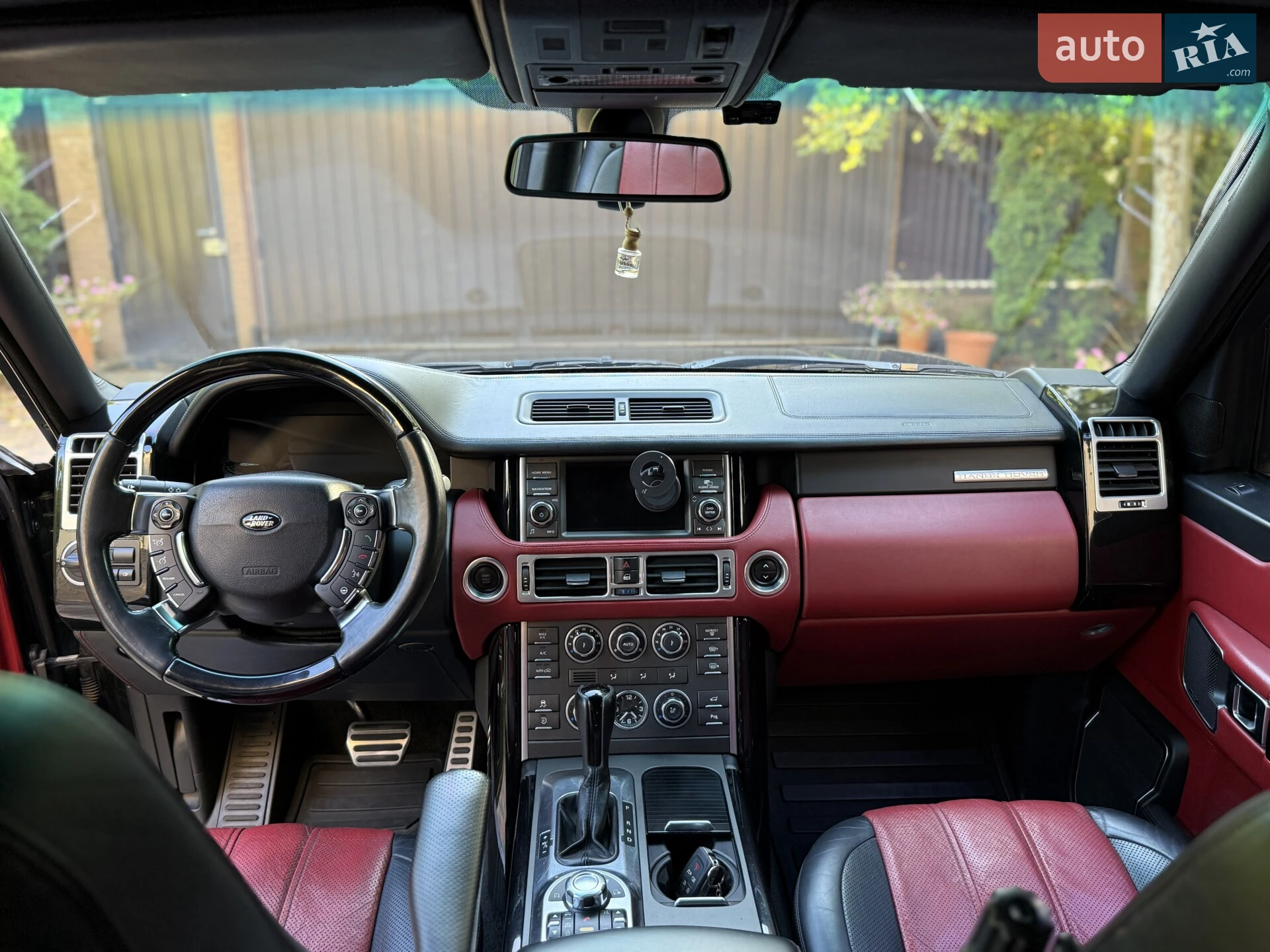 2010 Land Rover Range Rover - мініатюра 38