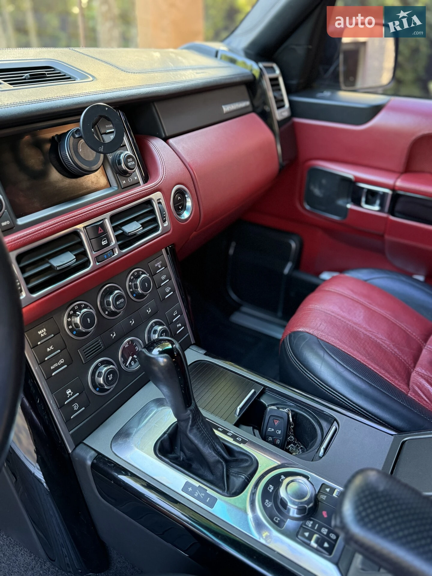 2010 Land Rover Range Rover - мініатюра 43
