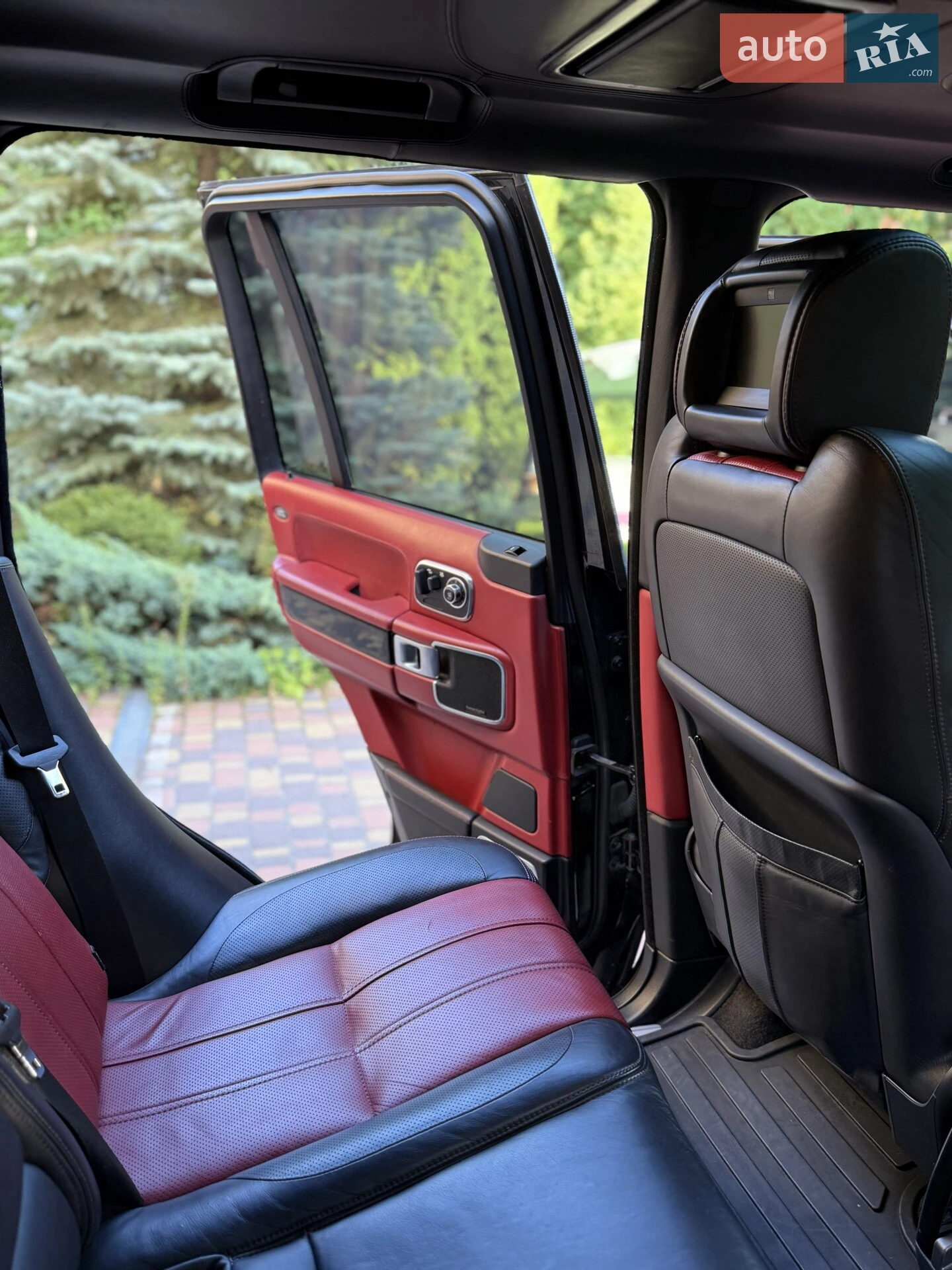 2010 Land Rover Range Rover - мініатюра 46