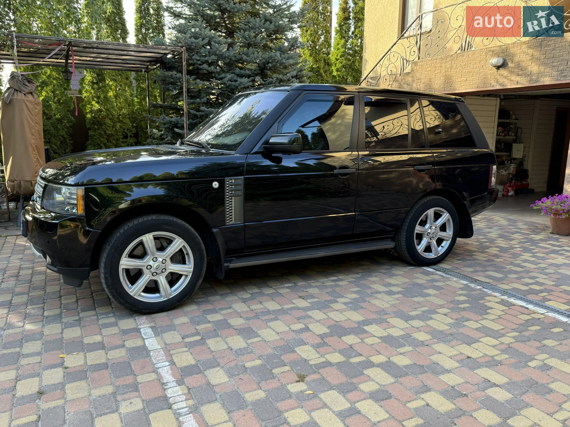 2010 Land Rover Range Rover - мініатюра 8