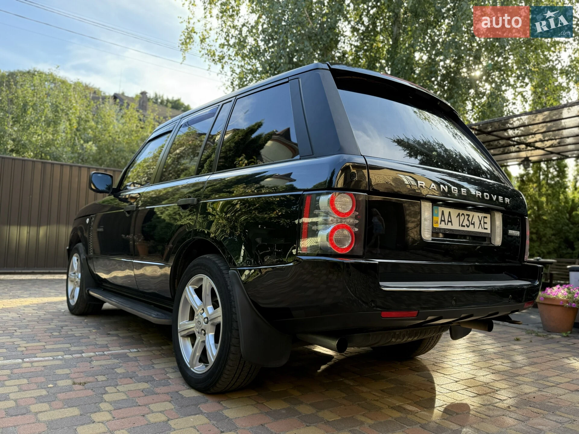2010 Land Rover Range Rover - мініатюра 14