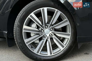Внедорожник / Кроссовер Land Rover Range Rover 2022 в 