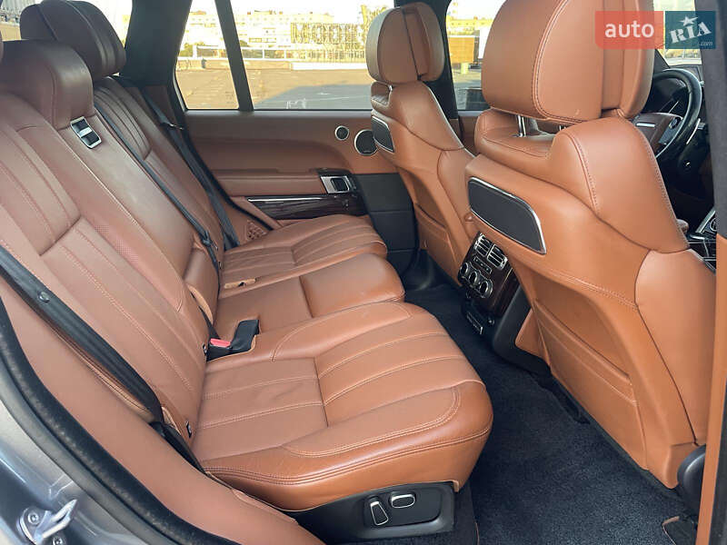 Внедорожник / Кроссовер Land Rover Range Rover 2015 в Киеве