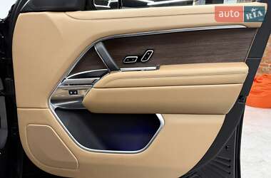 Внедорожник / Кроссовер Land Rover Range Rover 2023 в 