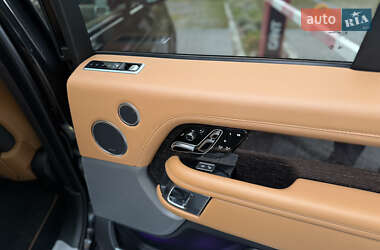 Внедорожник / Кроссовер Land Rover Range Rover 2019 в 