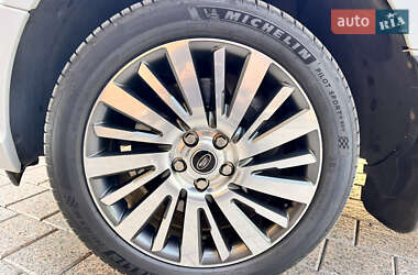 Внедорожник / Кроссовер Land Rover Range Rover 2011 в 