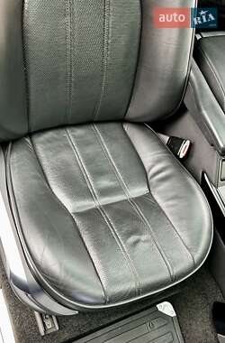 Внедорожник / Кроссовер Land Rover Range Rover 2012 в 