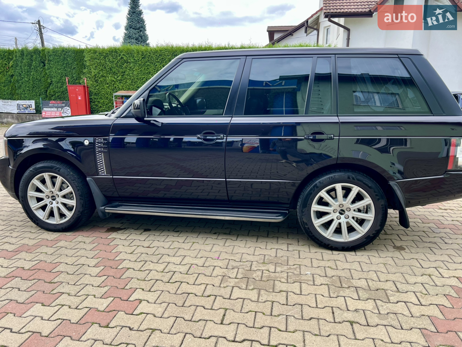 2011 Land Rover Range Rover - мініатюра 16