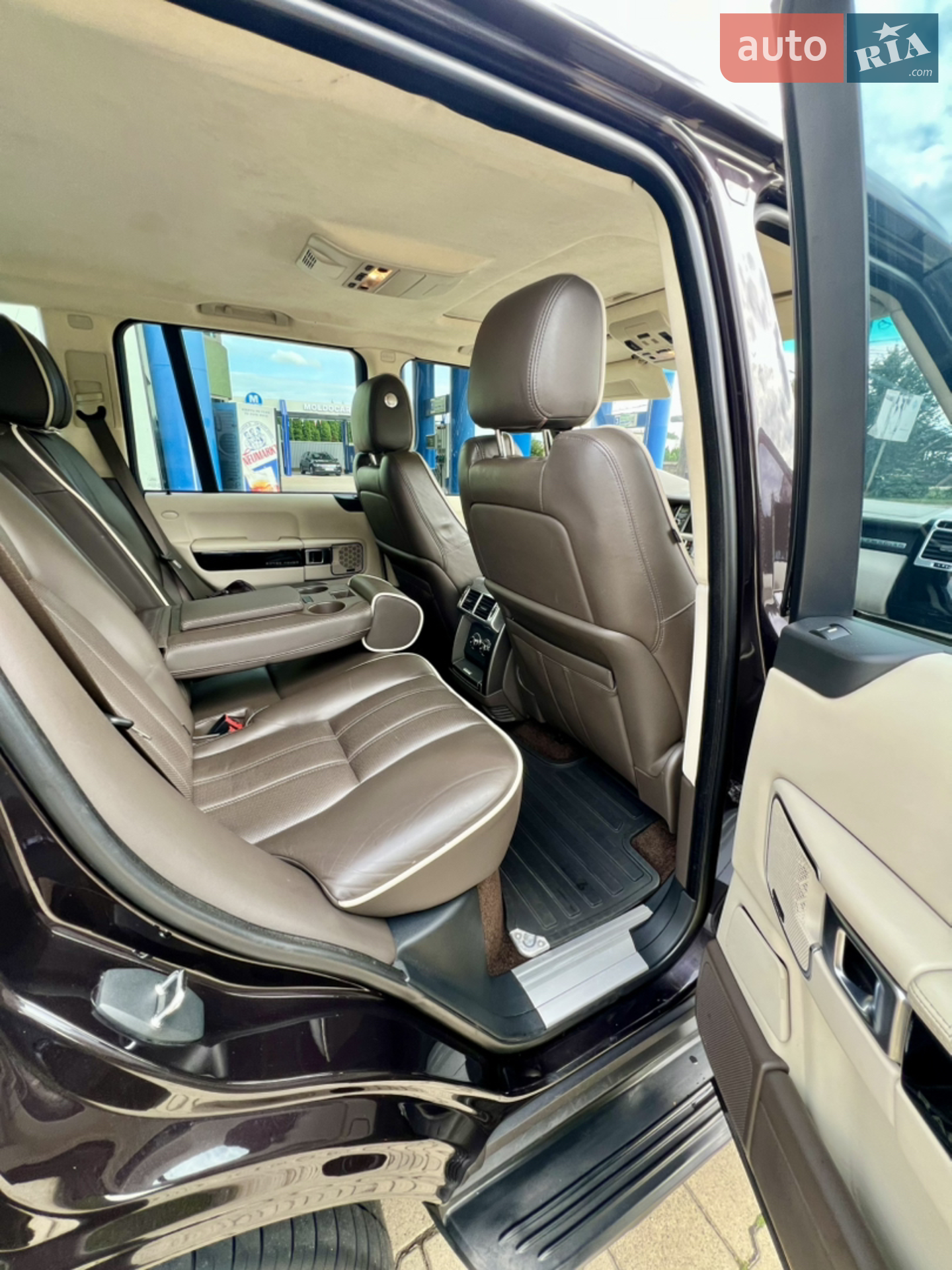 2011 Land Rover Range Rover - мініатюра 19