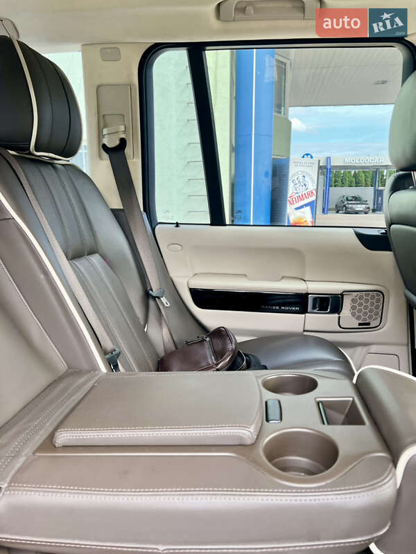 Внедорожник / Кроссовер Land Rover Range Rover 2011 в Черновцах