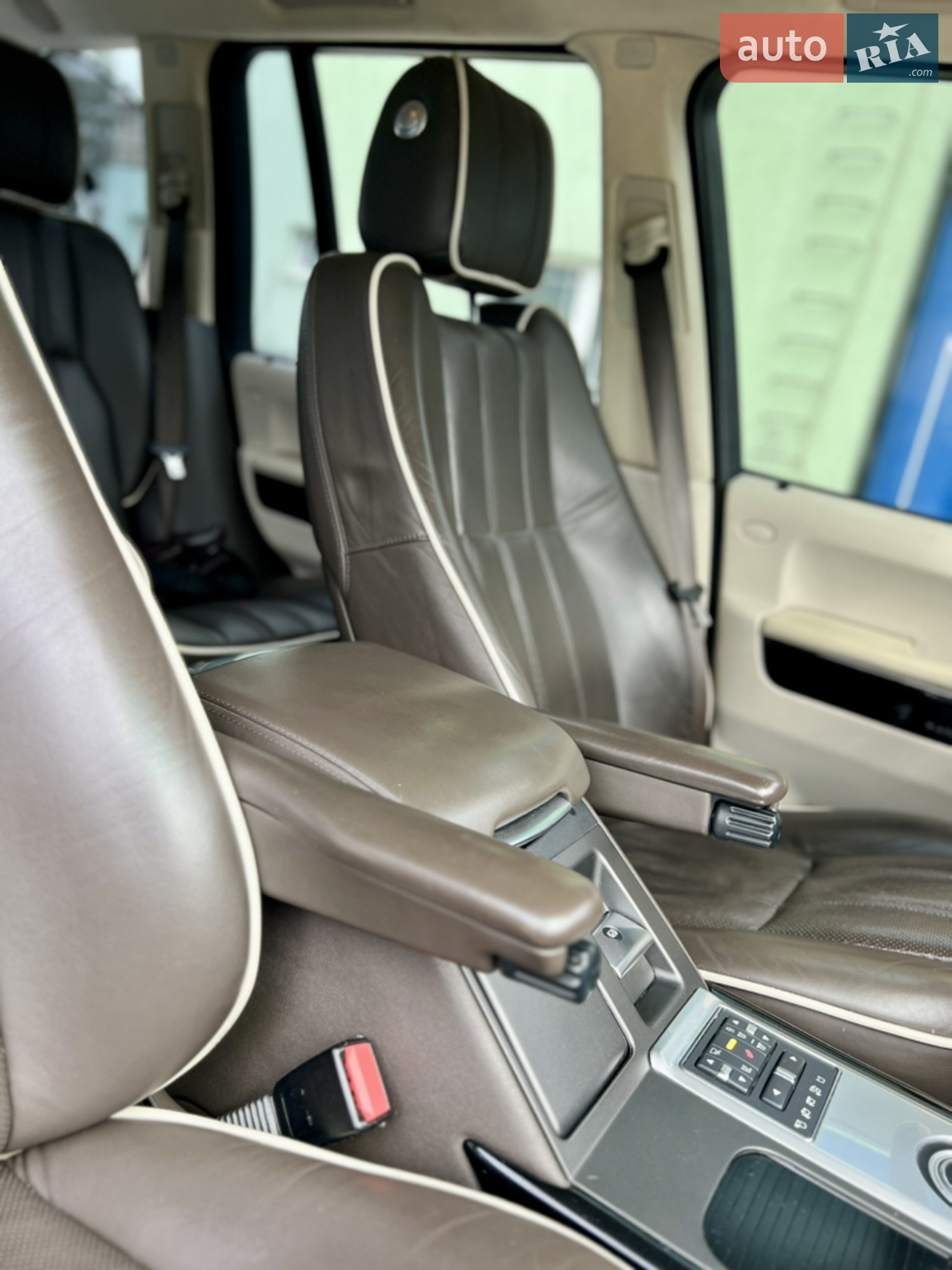 2011 Land Rover Range Rover - мініатюра 37