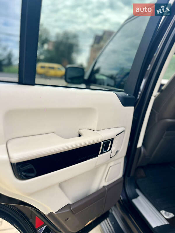 Внедорожник / Кроссовер Land Rover Range Rover 2011 в Черновцах