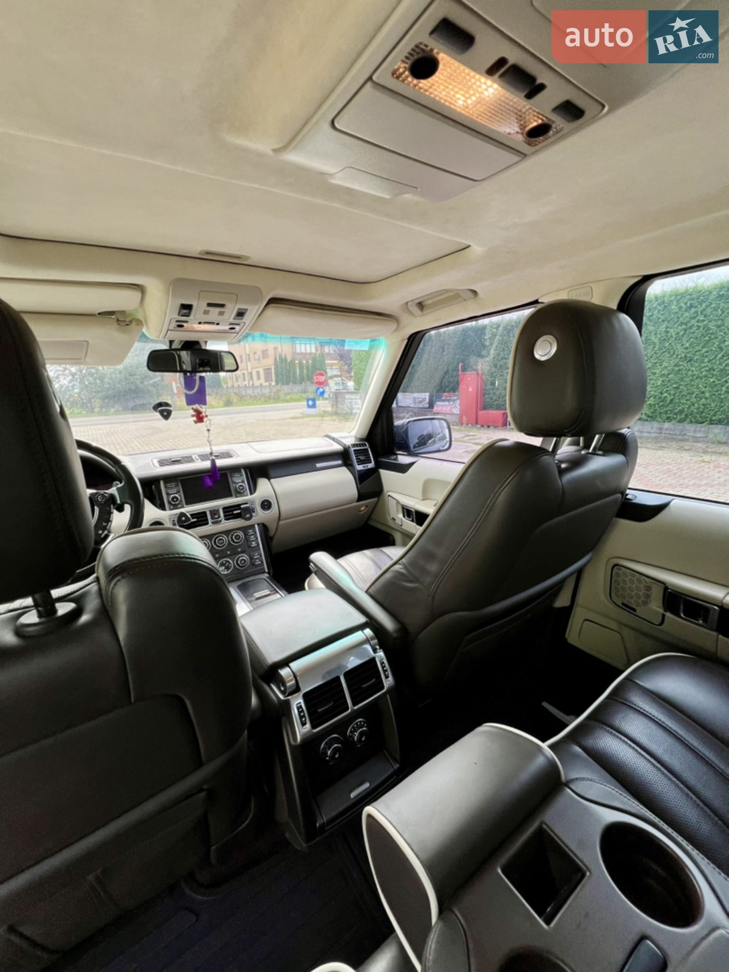 2011 Land Rover Range Rover - мініатюра 54