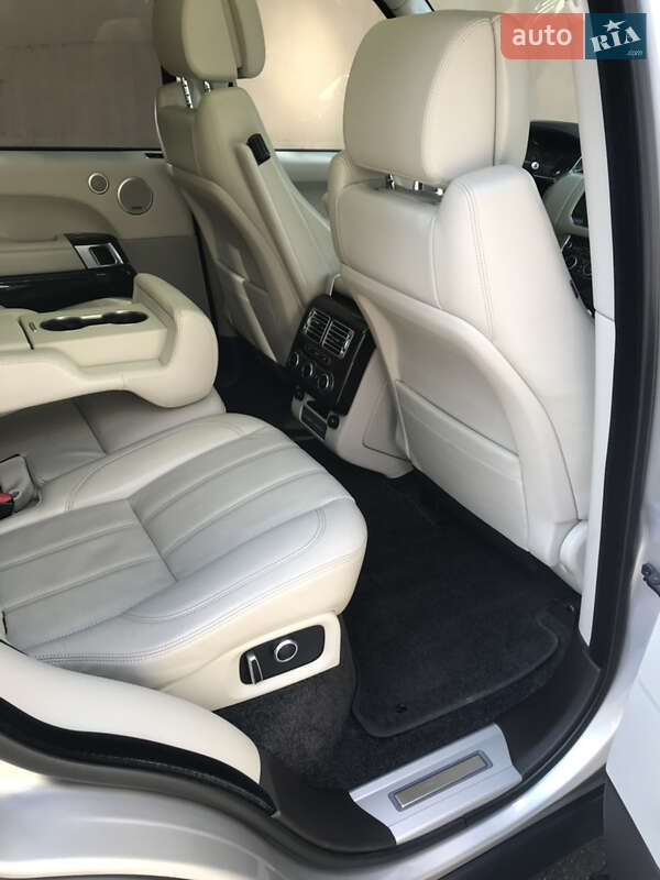 Внедорожник / Кроссовер Land Rover Range Rover 2017 в Киеве