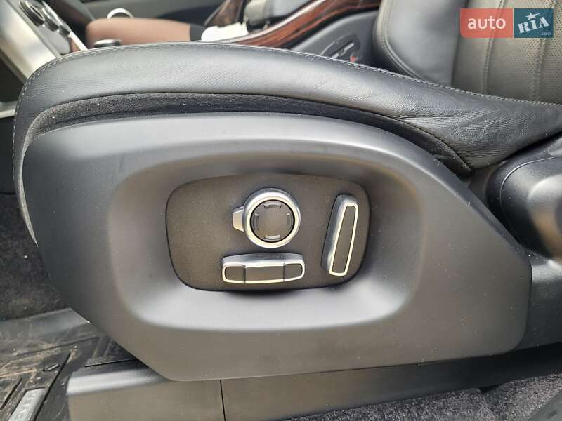 Внедорожник / Кроссовер Land Rover Range Rover 2016 в Тернополе