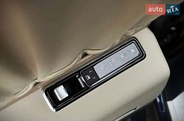 Внедорожник / Кроссовер Land Rover Range Rover 2018 в 