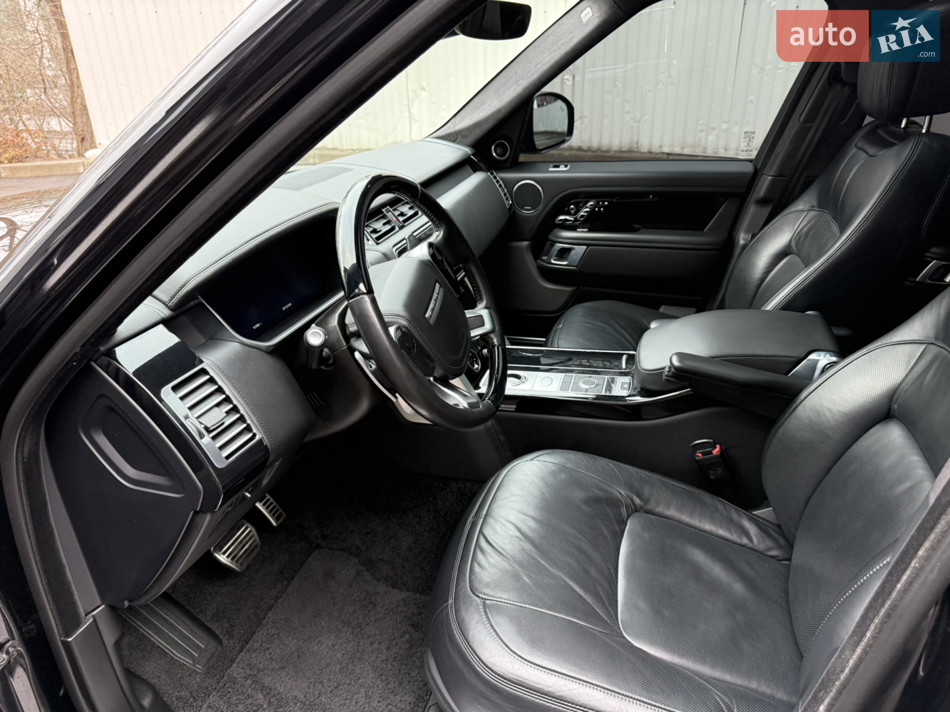 2020 Land Rover Range Rover - мініатюра 25