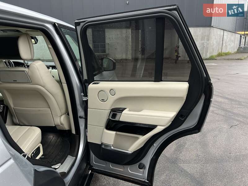 Внедорожник / Кроссовер Land Rover Range Rover 2015 в Киеве фото 32 Внедорожник / Кроссовер Land Rover Range Rover 2015 в Киеве