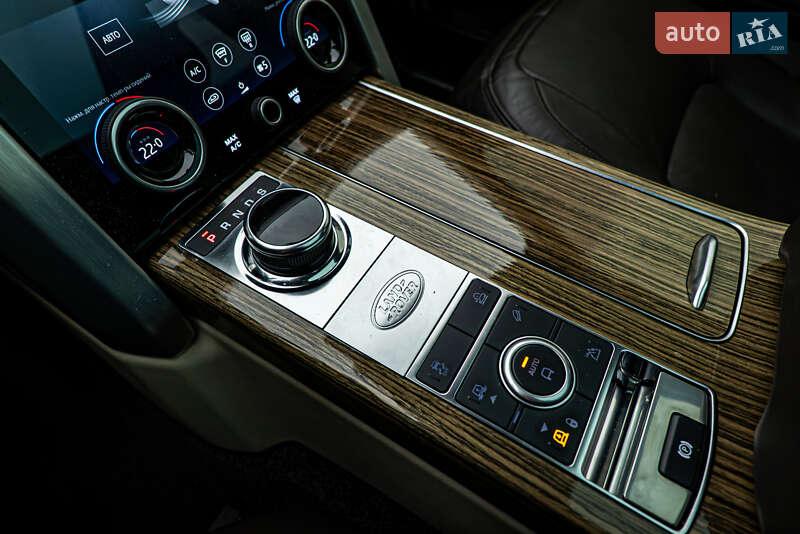 Внедорожник / Кроссовер Land Rover Range Rover 2018 в Киеве